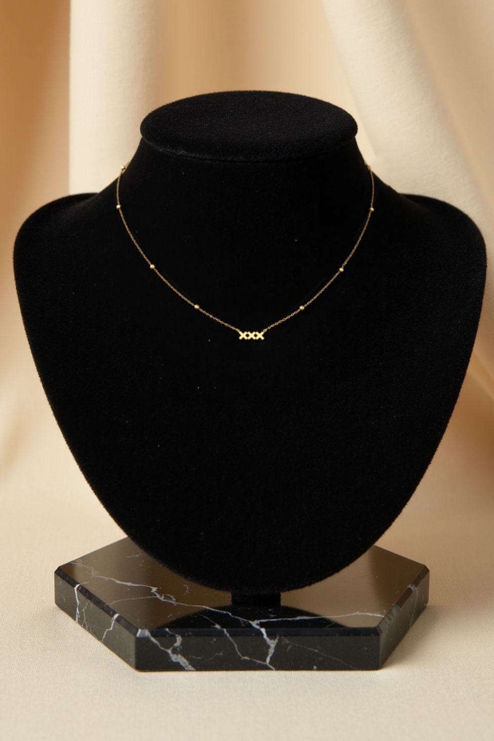 Amoura X Necklace
