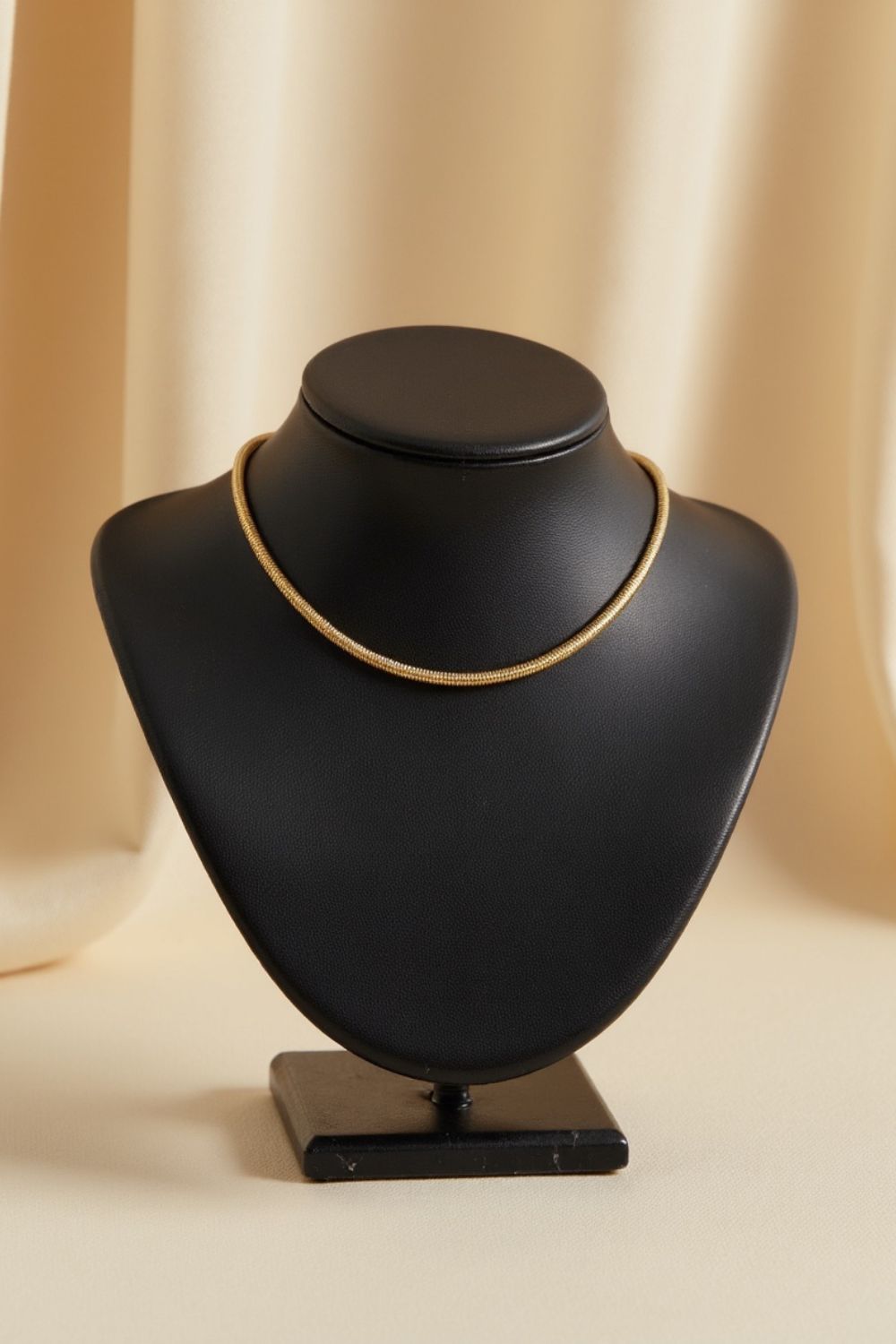 Eléna Chain